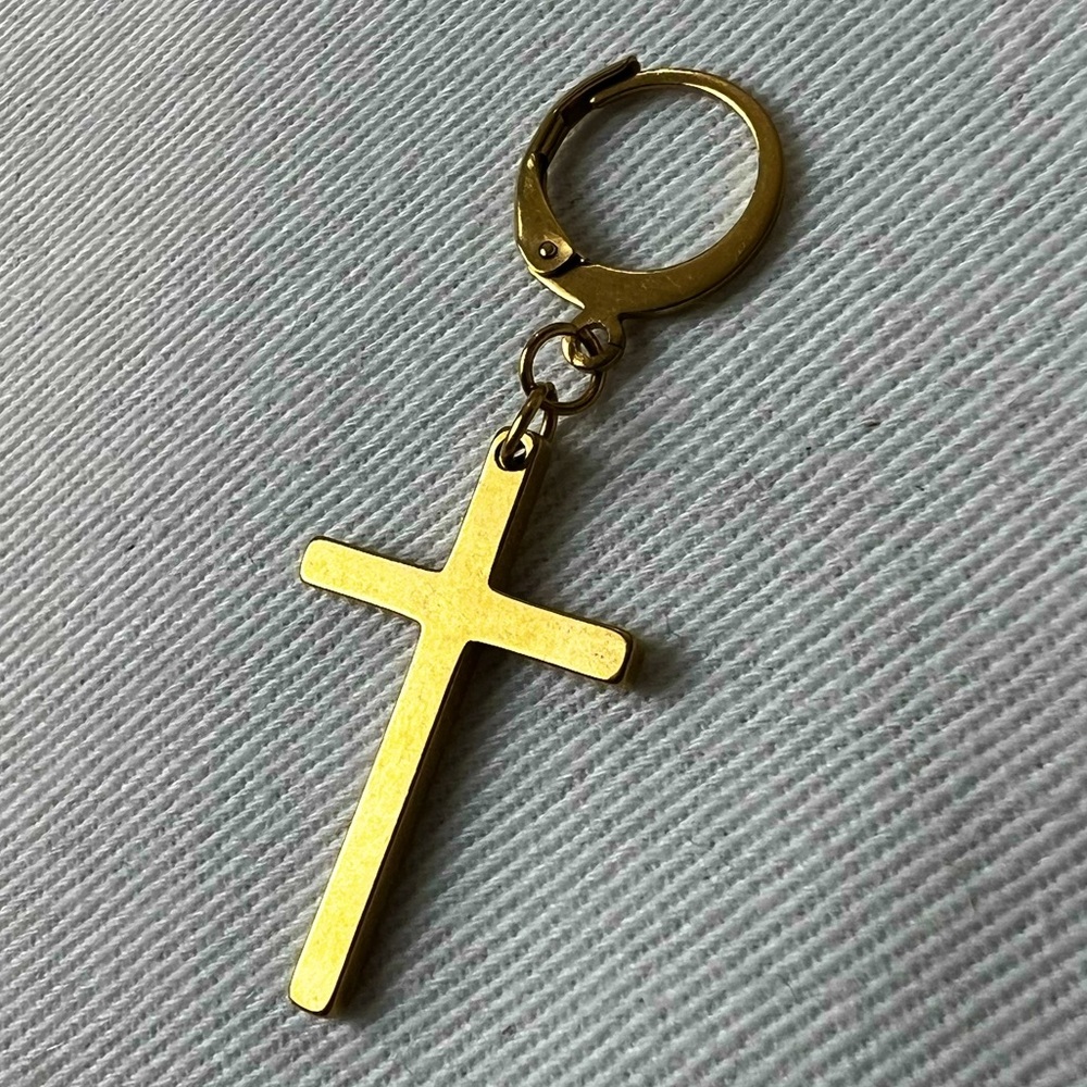 Single gold cross earring with ring clasp – George Michael 80s style